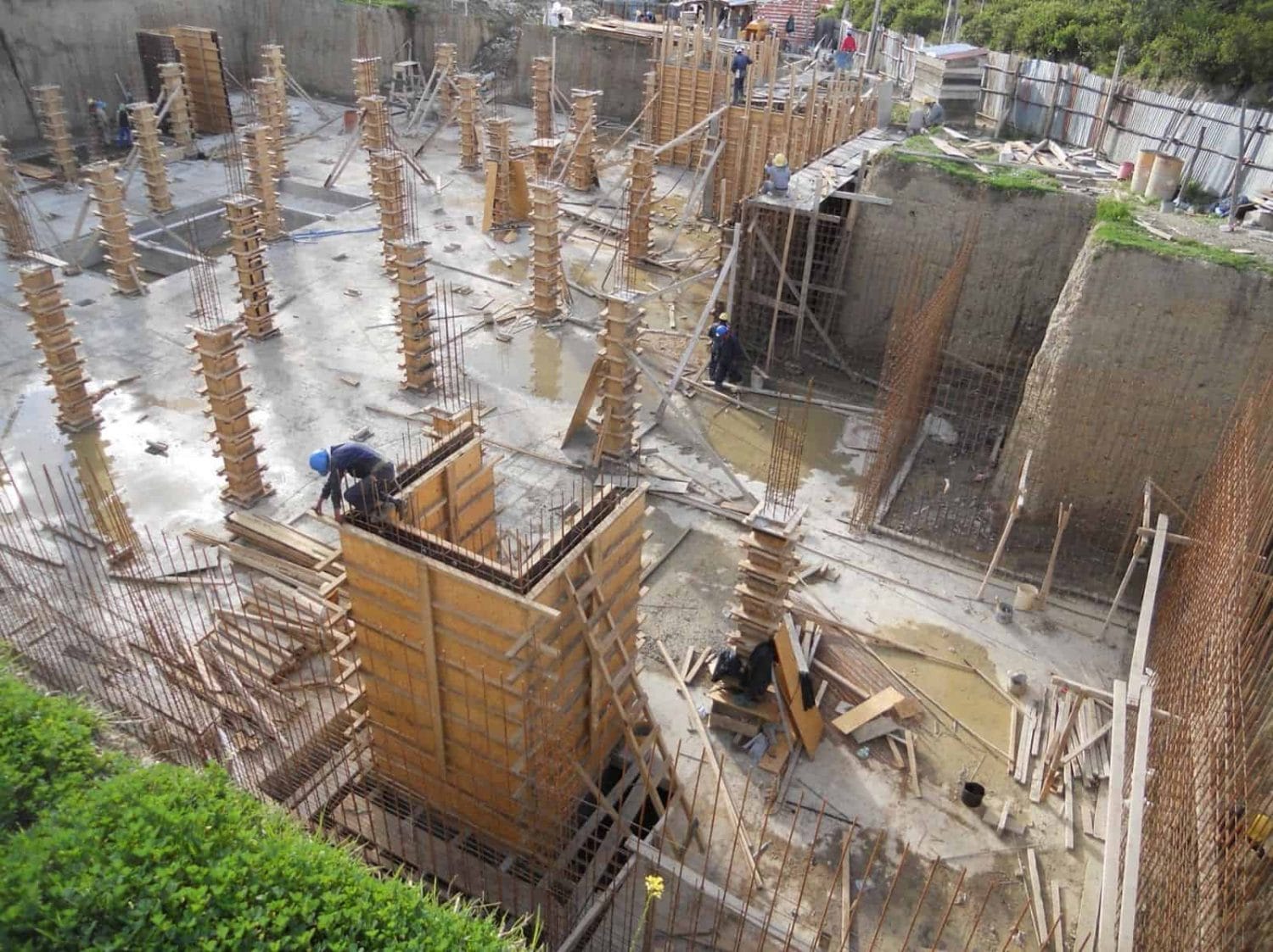 Encofrado, tipos, propiedades y ventajas para estructuras de hormigón
